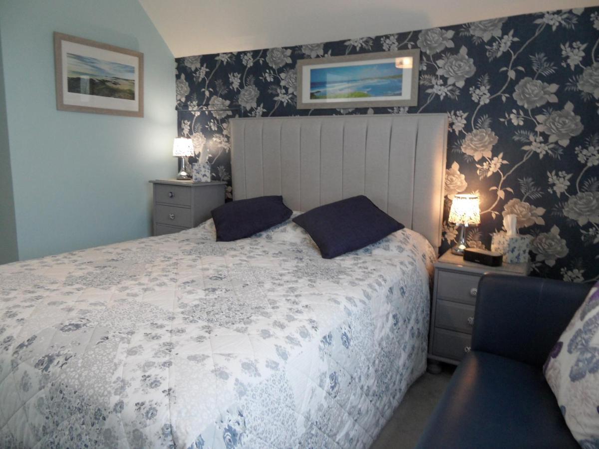 Monterey Pines Bed & Breakfast Helston Eksteriør bilde