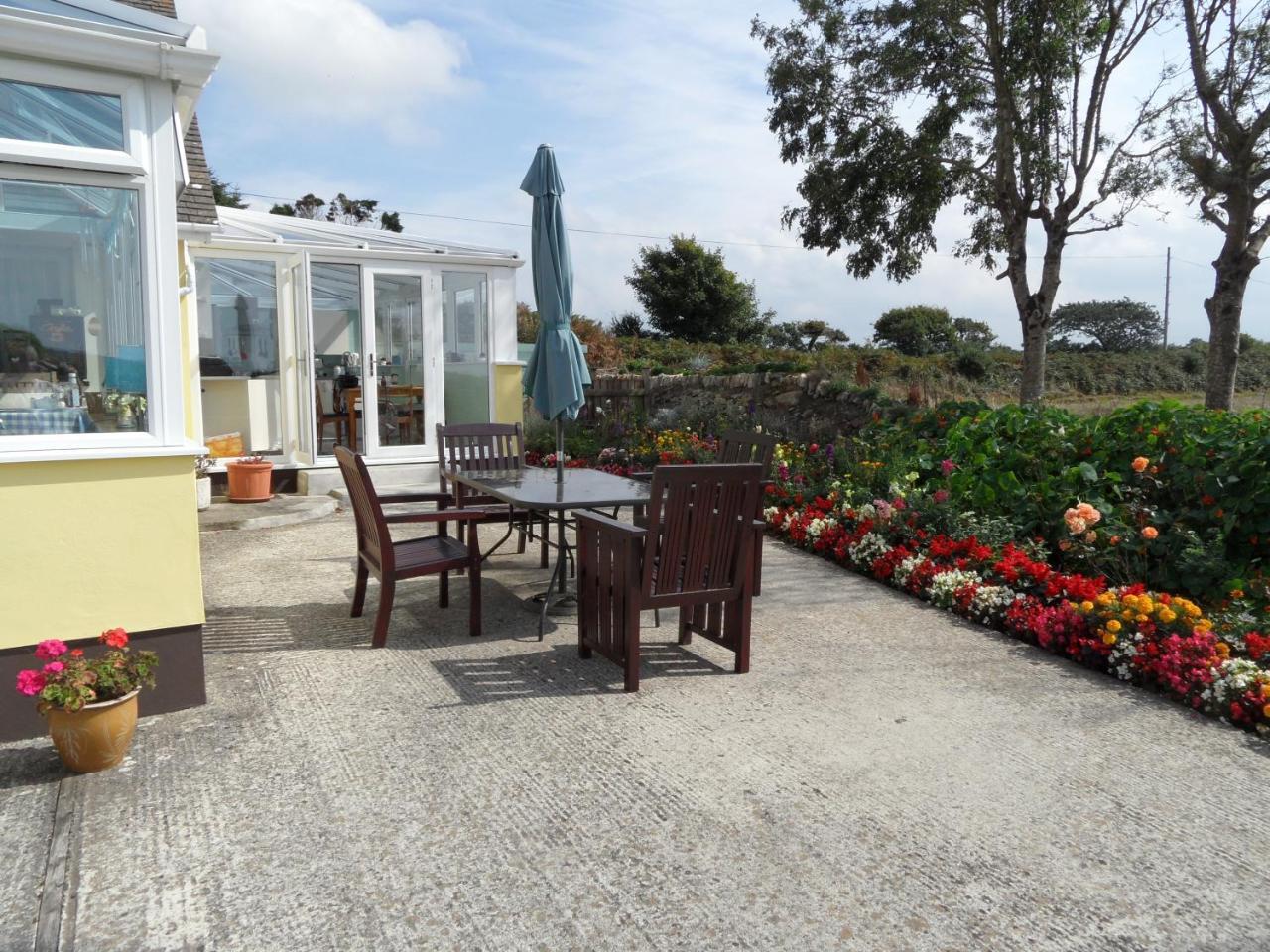 Monterey Pines Bed & Breakfast Helston Eksteriør bilde