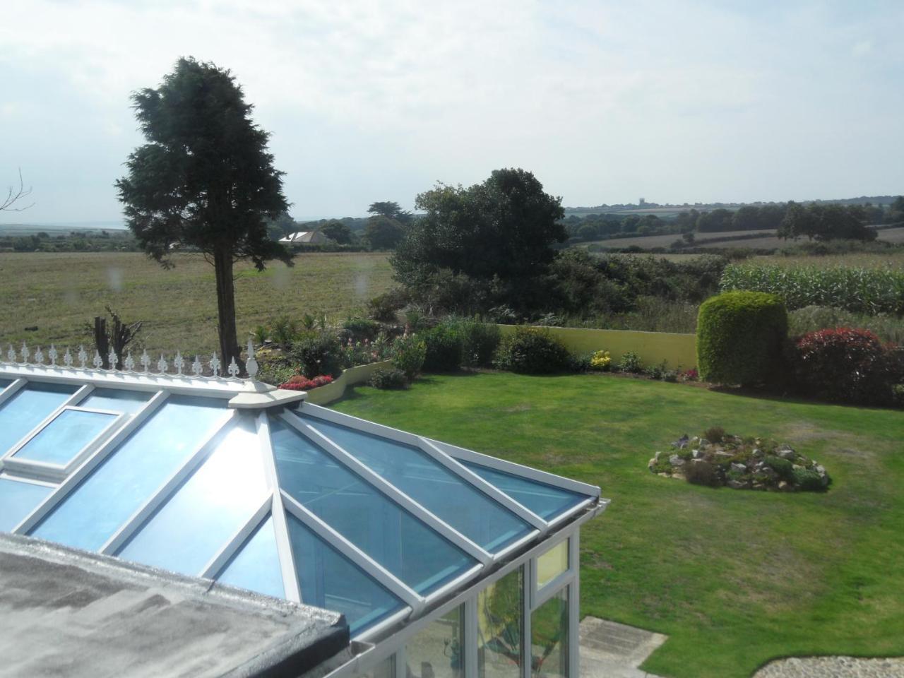 Monterey Pines Bed & Breakfast Helston Eksteriør bilde
